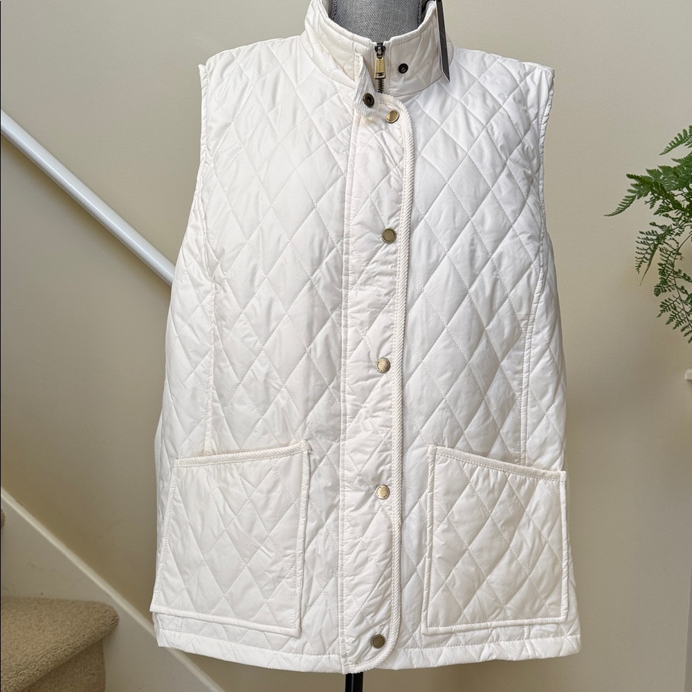 Tahari Women's Quilted Cream Vest. Size 3X.